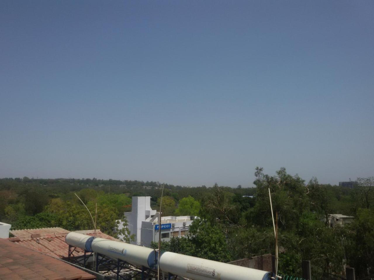 בהופאל Hotel Tapti Saral מראה חיצוני תמונה